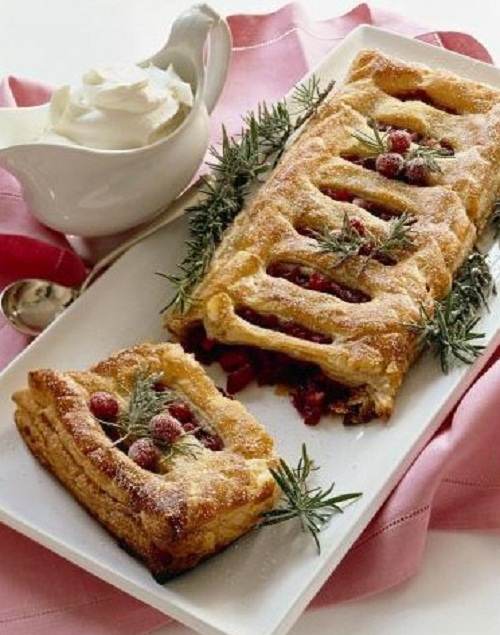 Những truyền thống kì quặc trong Giáng sinh trên thế giới - 7