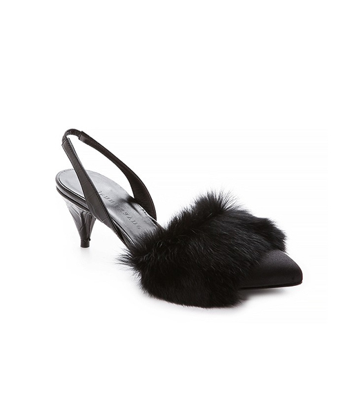 5 món đồ lông mọi cô gái cần có trong mùa đông - 12