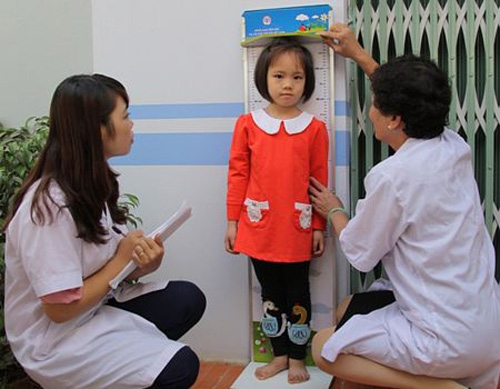 Người Việt sẽ cao thêm 3,5 cm vào năm 2030 - 1