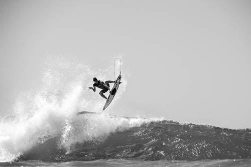 “Tân vương” trẻ đi vào lịch sử làng lướt sóng - 4