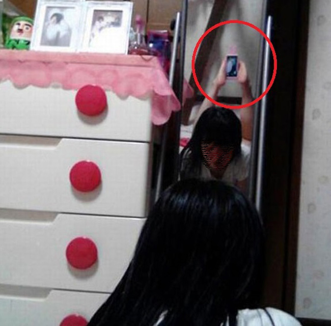 Kiểu tạo dáng chụp ảnh “siêu độc” của giới trẻ - 4