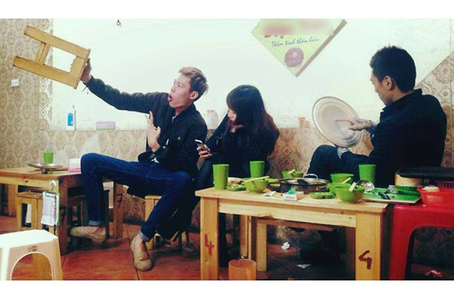 Teen Việt “tự sướng” trên mọi địa hình - 2