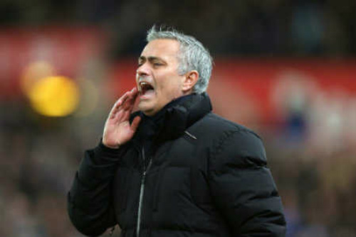 Chelsea bảo toàn ngôi đầu, Mourinho vẫn bình thản - 2