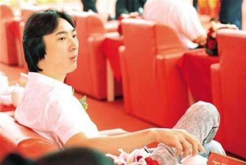 Người tình của quý tử giàu nhất TQ bị nghi “dao kéo” - 9