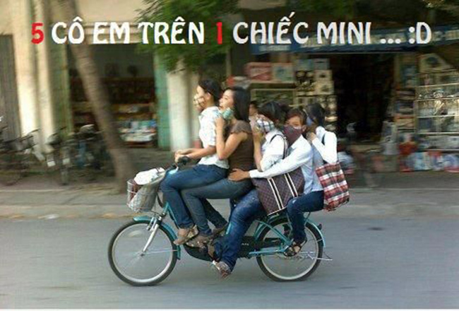 "Năm cô em trên một chiếc... Mini"
