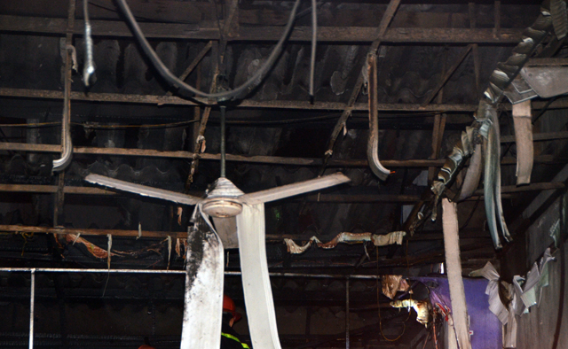 Nổ lớn, cửa hàng kinh doanh gas bị thiêu rụi - 3