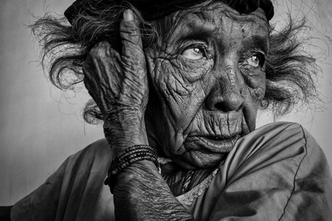 La Guajiara, chân dung một cụ già ở miền bắc Colombia

Ảnh: Johnny Haglund/TPOTY, Na Uy

Giải nhất hạng mục 'ảnh đơn sắc' 

