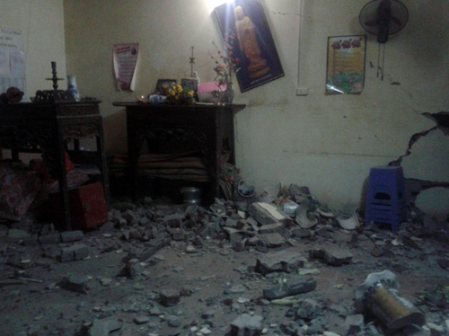 Hà Nội: “Xế hộp” đâm thủng tường nhà văn hóa trong đêm - 3