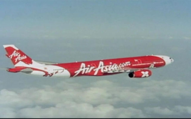 Máy bay AirAsia QZ8501 đã yêu cầu được bay cao hơn để tránh mây - 1