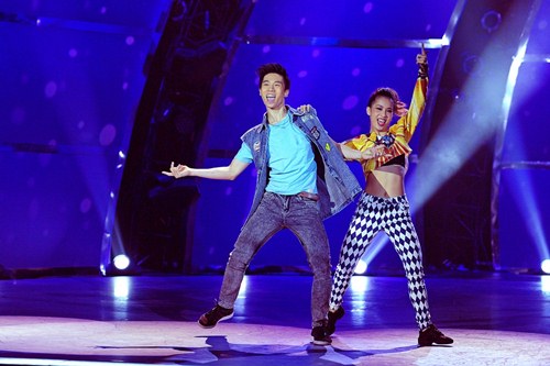 /Uploaded/phamhuuthanh/2014_12_28/VVCW1419751311-pham-lich---son-lam--4-.jpg Cặp đôi vũ công ứng viên vô địch được ví như Chí Phèo, Thị Nở - 3