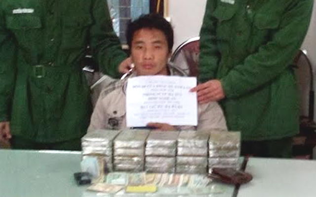 Bắt đối tượng “tuồn” 20 bánh heroin từ Lào về Việt Nam - 1