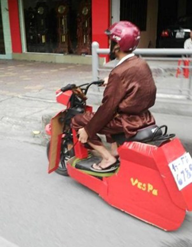 Chiếc Vespa điện vừa ra đời
