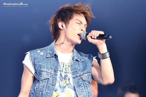 7 nam ca sĩ Kpop có giọng ca thiên thần - 2