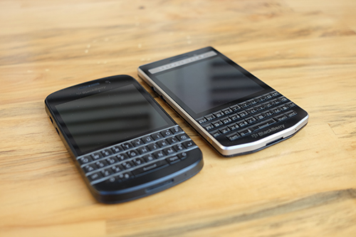 BlackBerry ra mắt điện thoại siêu sang P9983 - 1