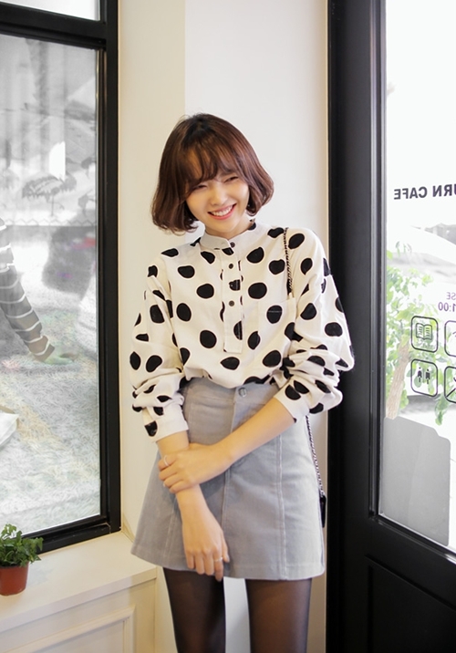 Hửng nắng, nàng công sở đua nhau diện sơ mi đi làm - 9