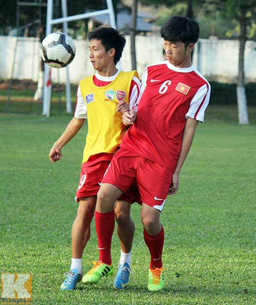 “Canh bạc” của bầu Đức: Dồn hết vào đôi chân U19 - 2