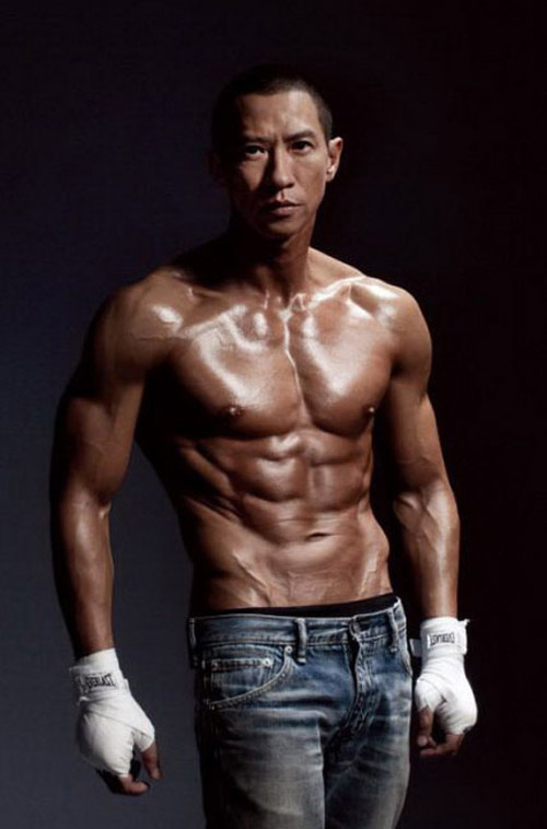 Bỏng mắt với thân hình 6 múi của các mỹ nam Hoa – Hàn - 10