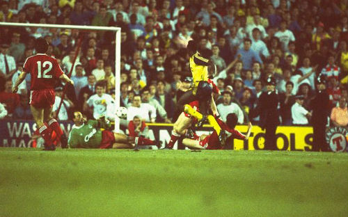 Những lời bào chữa thất bại "dị" nhất bóng đá Anh - 3