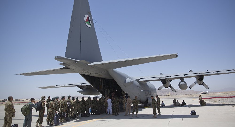 Máy bay vận tải Mỹ rơi ở Afghanistan, 12 người chết - 1