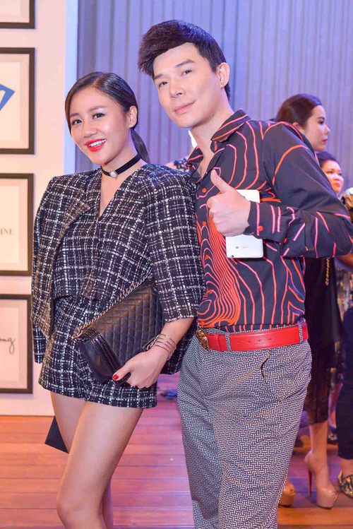 Phương Trinh, Chi Pu diện váy xuyên thấu trên thảm đỏ - 6