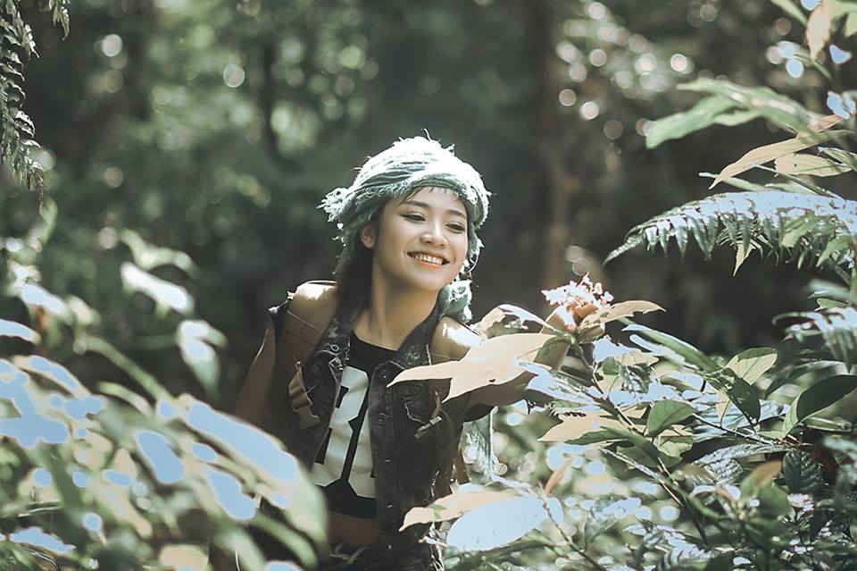 Ảnh cưới "người rừng" cầu hôn thiếu nữ xinh đẹp - 4