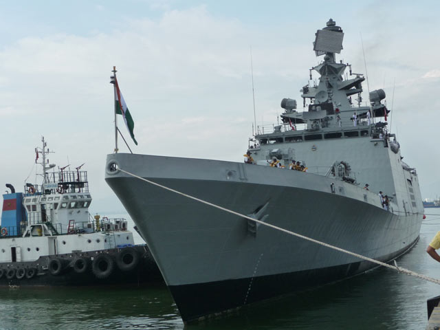 Tàu hộ vệ tàng hình của Ấn Độ cập cảng Đà Nẵng - 1