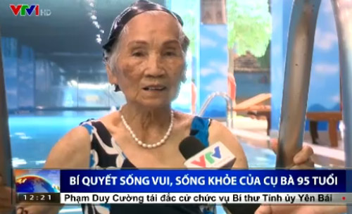Bí quyết sống khỏe của cụ bà 95 tuổi ở Hà Nội - 1