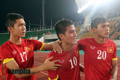 U19 Việt Nam - U19 Brunei: Không thể chống đỡ - 1