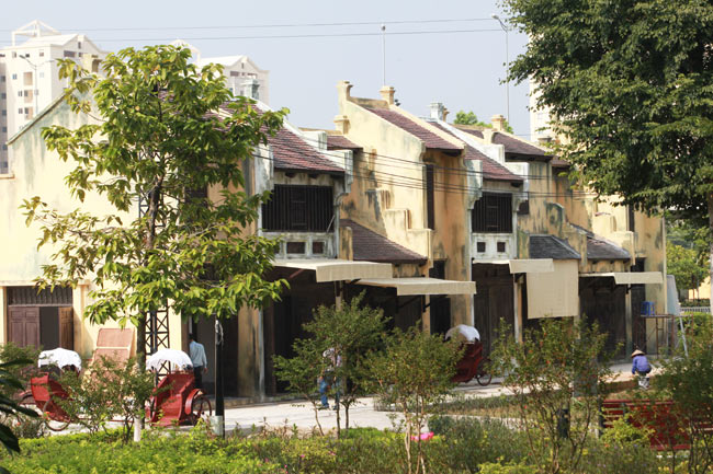 Ngắm cổng làng Mông Phụ, nhà Trường Lang giữa Thủ đô - 11