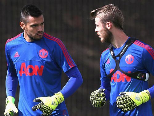 Tin HOT tối 4/10: Terry vẫn ủng hộ Mourinho - 2