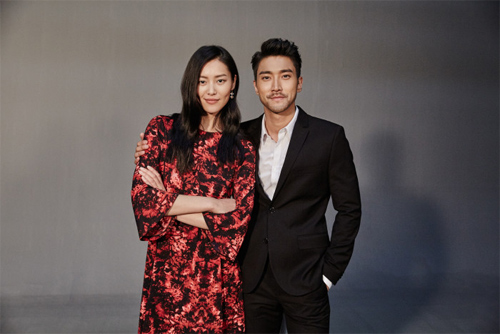 Liu Wen - Siwon lại quấn quít bên nhau