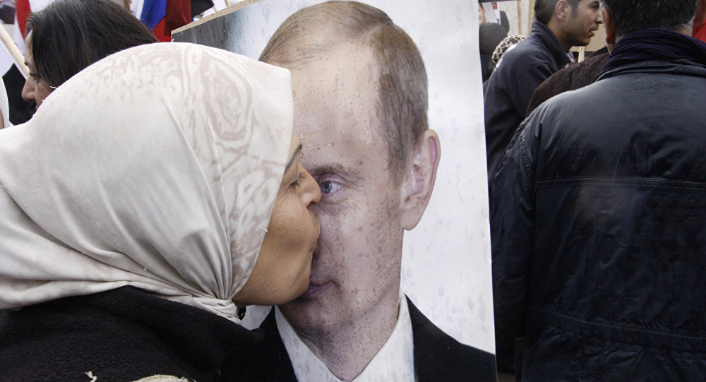 Nhà báo Anh: Nhiều người Syria xem Nga là “vị cứu tinh” - 1