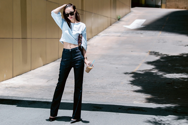 Lan Ngọc giống hệt Tăng Thanh Hà khi dạo phố Sài Gòn - 12