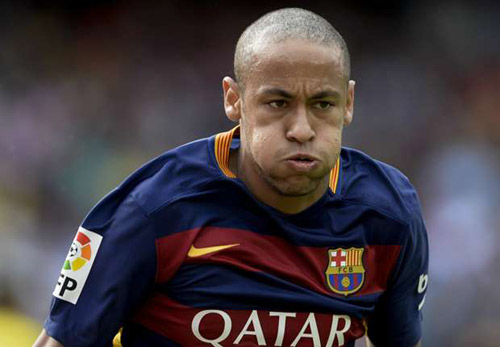 Neymar: Đừng cố gượng ép thay thế Messi - 1