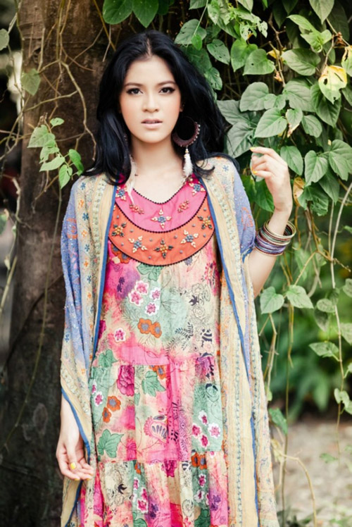 Dân mạng truy tìm "cô gái cướp bồ của bạn thân 20 năm" - 13