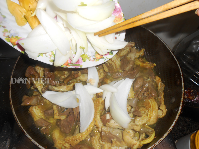 Long bo xao chua ngot