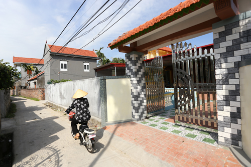 Phạm Hương "mờ tịt" về ngôi nhà tiền tỷ của gia đình - 5