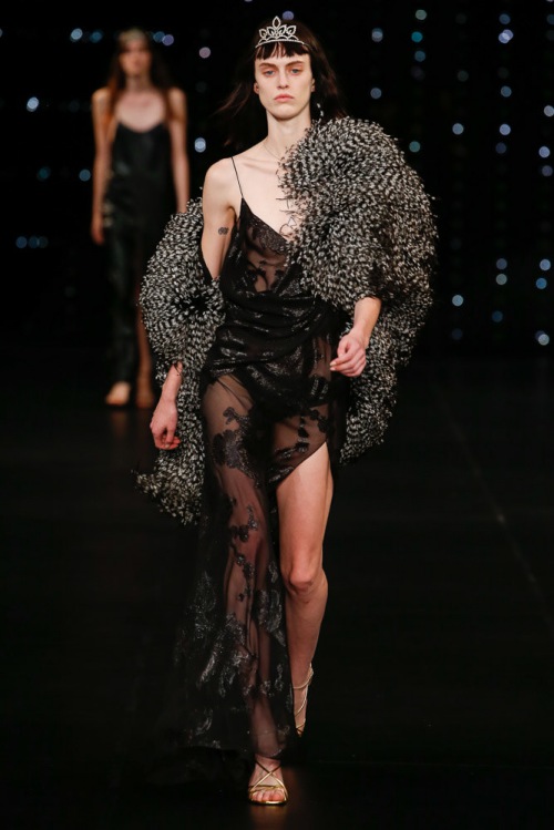 1001 cách mặc đẹp với váy ngủ - 2