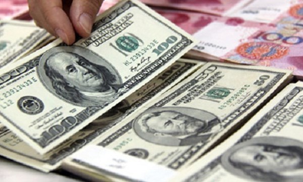 Trung Quốc tiếp tục "tẩy chay" đồng USD - 1