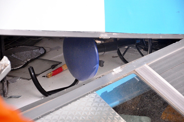 Xe tải tông sập trạm thu phí cao tốc TPHCM–Trung Lương - 4