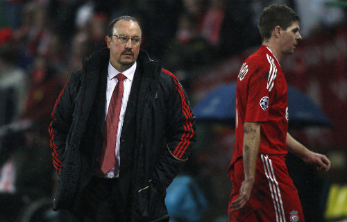 Real: Benitez có "sở thích" mâu thuẫn với “công thần” - 2