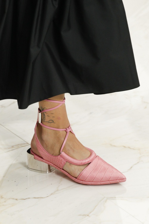 Salvatore gây thổn thức với những đôi giày đẹp mĩ mãn - 2