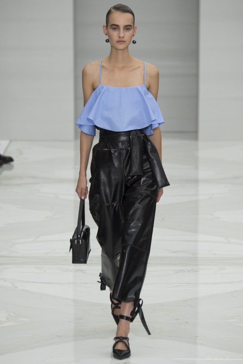 Salvatore gây thổn thức với những đôi giày đẹp mĩ mãn - 5