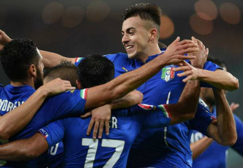 Azerbaijan – Italia: Nước Pháp vẫy gọi - 1