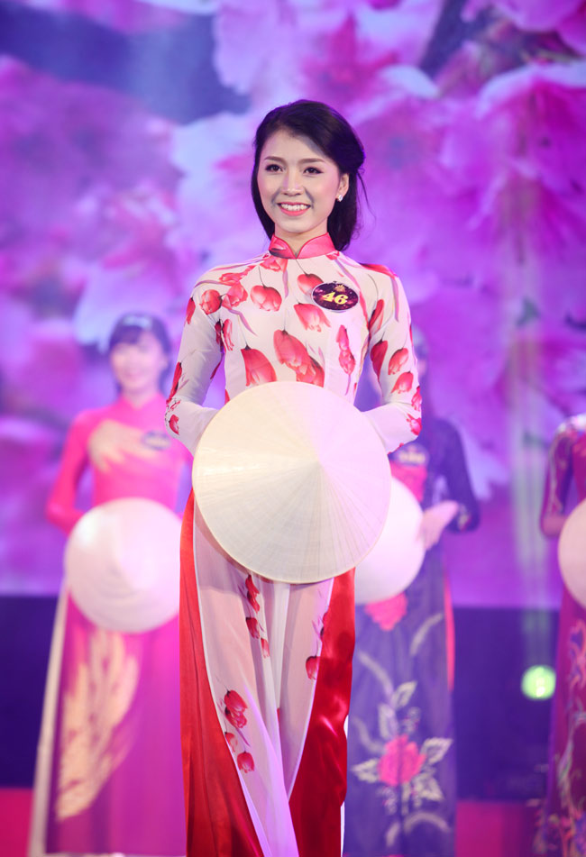 Nữ sinh Công Nghiệp giành ngôi Hoa khôi Sinh viên HN 2015 - 11