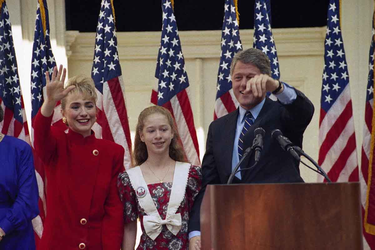 Vợ chồng Hillary – Bill Clinton và 40 năm mặn nồng - 5