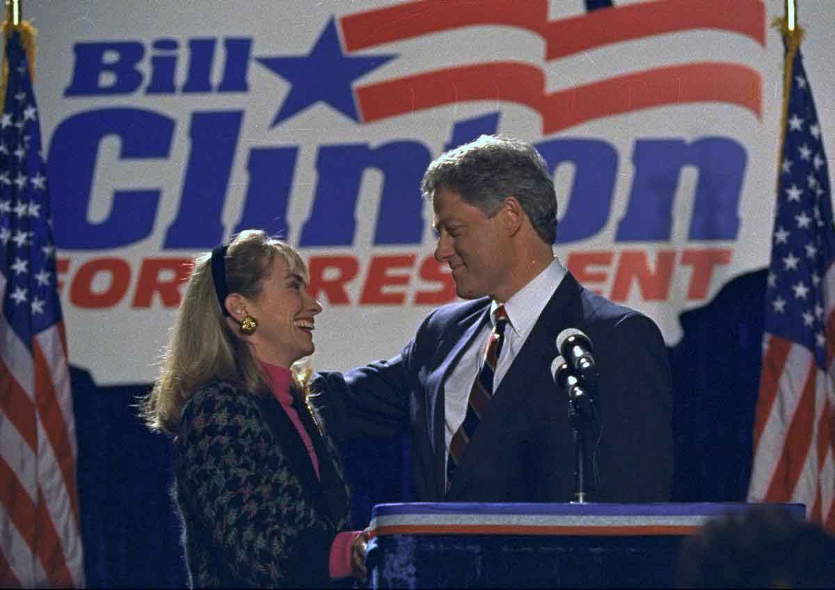 Vợ chồng Hillary – Bill Clinton và 40 năm mặn nồng - 6