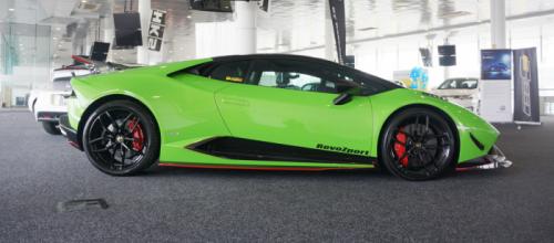 RevoZport tung ra gói độ “hô biến” Lamborghini Huracan siêu mạnh - 5