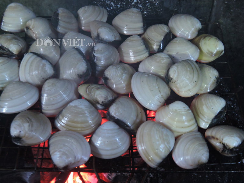 Thơm nồng ngao nướng ngày chớm đông - 2
