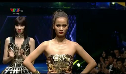 Nhặt &#34;sạn&#34; tại Vietnam&#39;s Next Top Model 2015 - 4